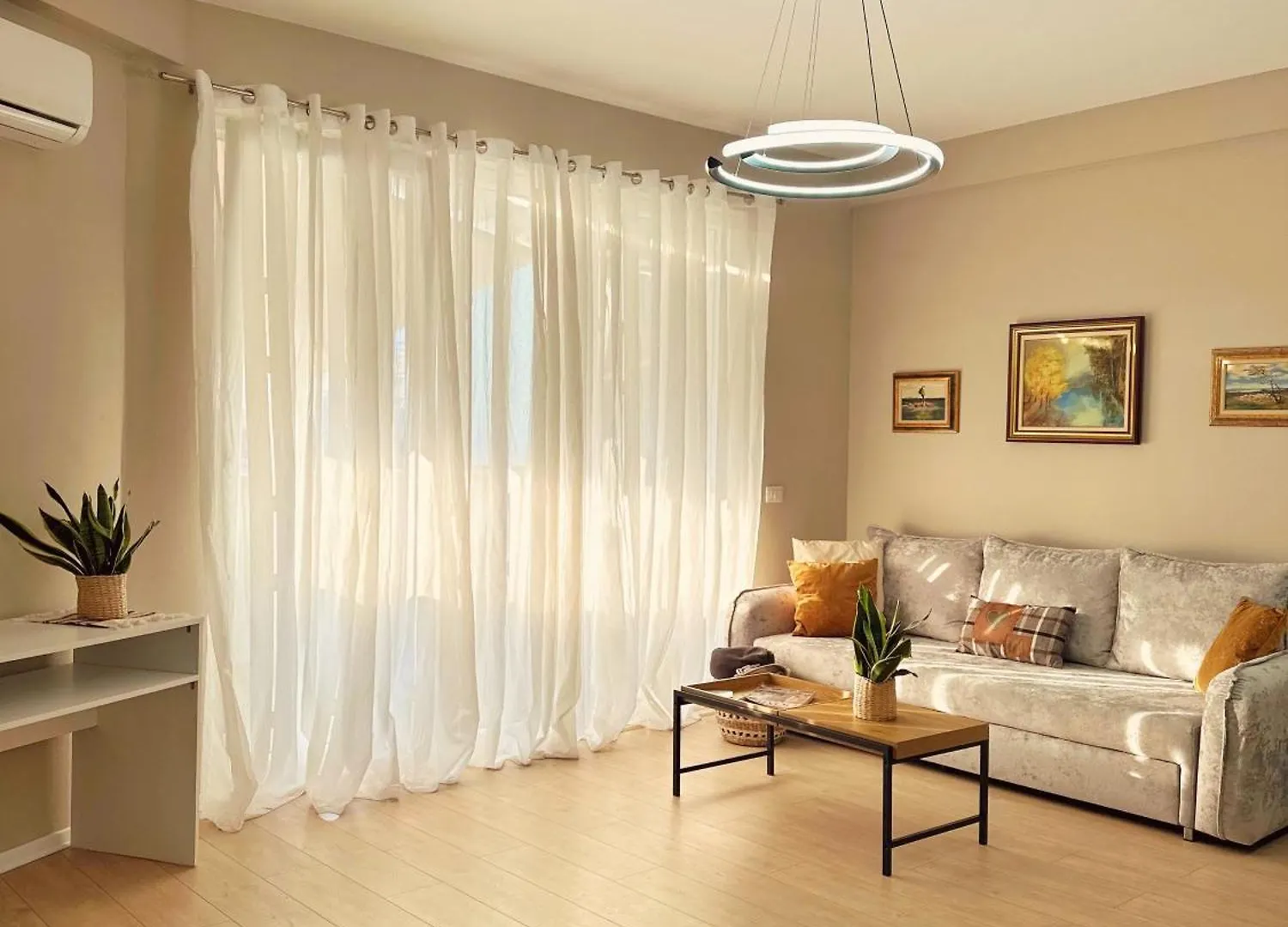 Smart Rent Apartment Tirana Albanien